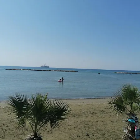 Appartement Girasol Beach Apartment 200M From Yanathes Beach *